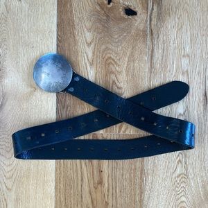 Black Leather Round Buckle Belt